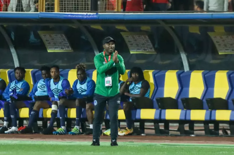 رسميا.. الهلال السوداني يعلن رحيل مدربه